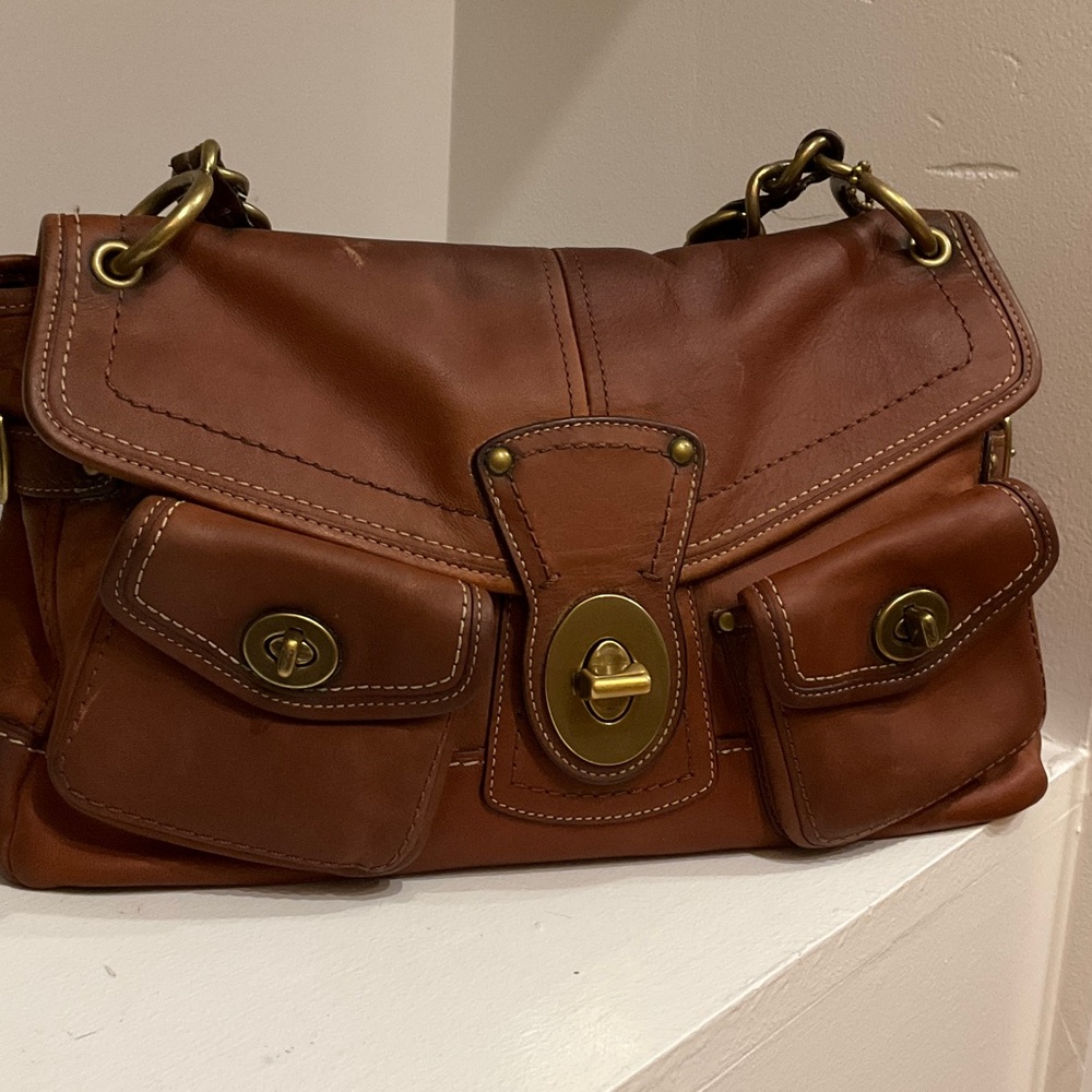 Coach Legacy Glove Tanned Leather Shoulder Bag